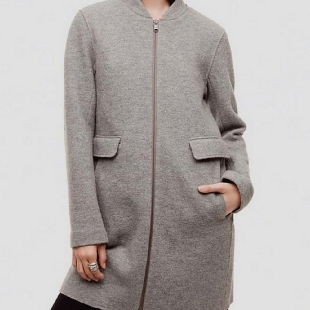 Aritzia Babaton Bonamici Grey Zip Up Wool Coat in Size Small